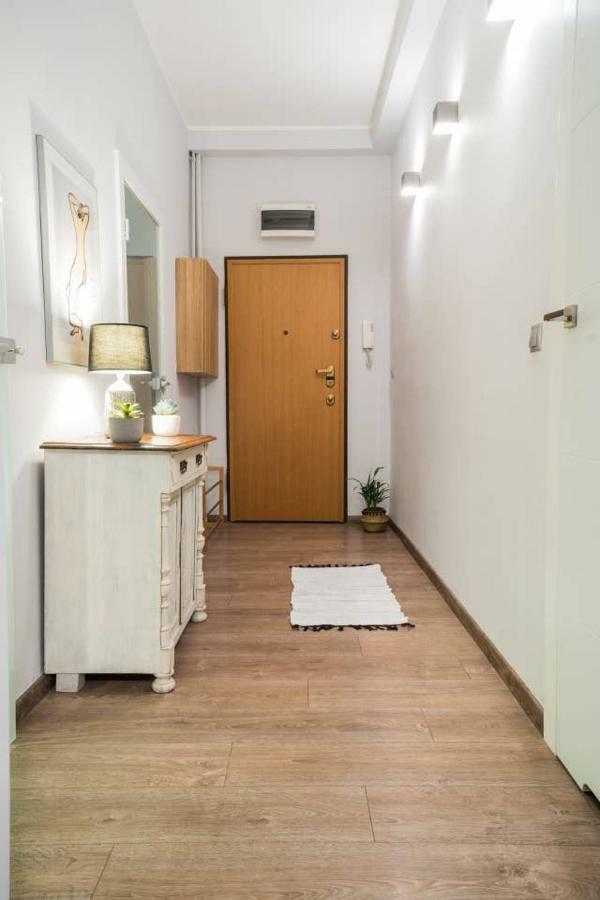 Big - City Center - 70m2 - Nice Design Apartament *